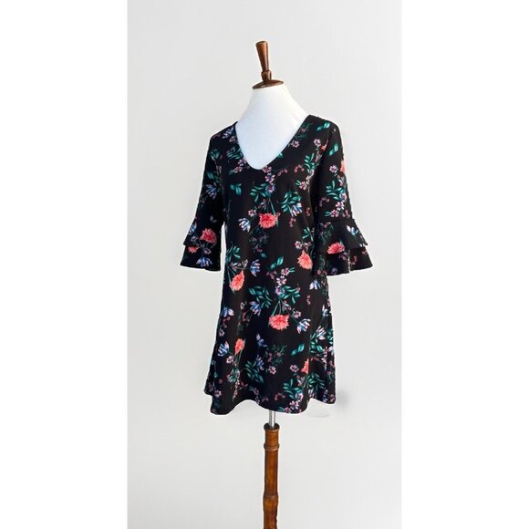 The Vanity Room Women’s Black Floral V-Neck Ruffle Sleeve Dress Size L NWOT - Picture 11 of 13